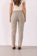 Kadın Alian Beli Lastikli İnce Çizgili Gofre Pantolon - Kahve Çizgili