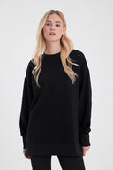 Kadın Bisiklet Yaka Yanı Yırtmaçlı Regular Fit 3 İplik Sweatshirt - Siyah
