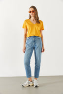 Kadın Boyfriend V Yaka Regular Fit Modal Tişört (TENCEL)™ - Kayısı