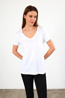Kadın Boyfriend V Yaka Regular Fit Modal Tişört (TENCEL)™ - Beyaz
