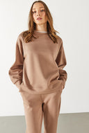 Kadın Bisiklet Yaka Yanı Yırtmaçlı Yumuşak Dokulu Sweatshirt (CUPRO) - Vizon