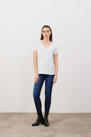 Boyfriend V Yaka Regular Fit Tişört ( MODAL ) - BEYAZ
