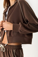 Kadın Dik Yaka Yanı Şeritli Yumuşak Dokulu Sweatshirt (CUPRO) - Kahverengi