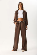 Kadın Regular Fit Yanı Yırtmaçlı Yumuşak Dokulu Jogging Pantolon (CUPRO) - Kahverengi