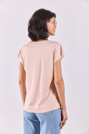 Kadın Khloe V Yaka Regular Fit Dantel Detaylı Modal Tişört (TENCEL)™ - Pudra