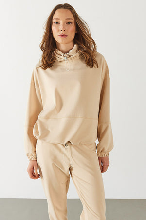 Kadın Norah Yakası Detaylı Regular Fit Sweatshirt - Taş