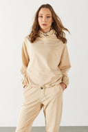 Kadın Norah Yakası Detaylı Regular Fit Sweatshirt - Taş