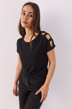 Elsa Bisiklet Yaka Omzu Detaylı Modal Tişört(TENCEL)(TM) - SİYAH 2K26200157-028