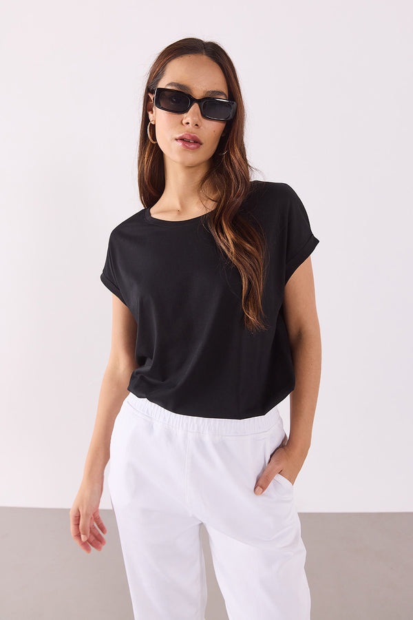 Cindy Bisiklet Yaka Regular Fit Basic Modal Tişört(TENCEL)(TM) - SİYAH