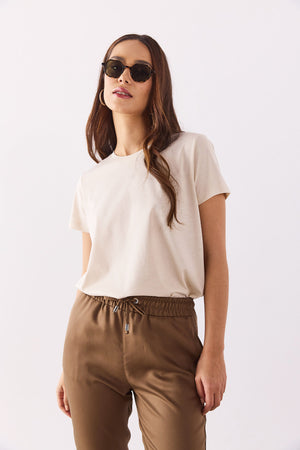 Boyfriend Bisiklet Yaka Regular Fit Modal Tişört(TENCEL)(TM) - KUM