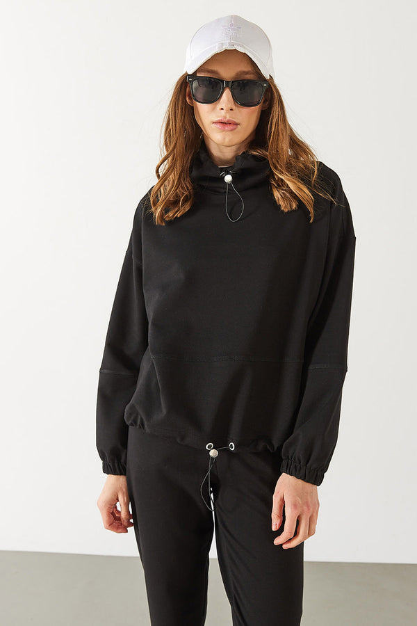 Norah Yakası Detaylı Regular Fit Sweatshirt - SİYAH