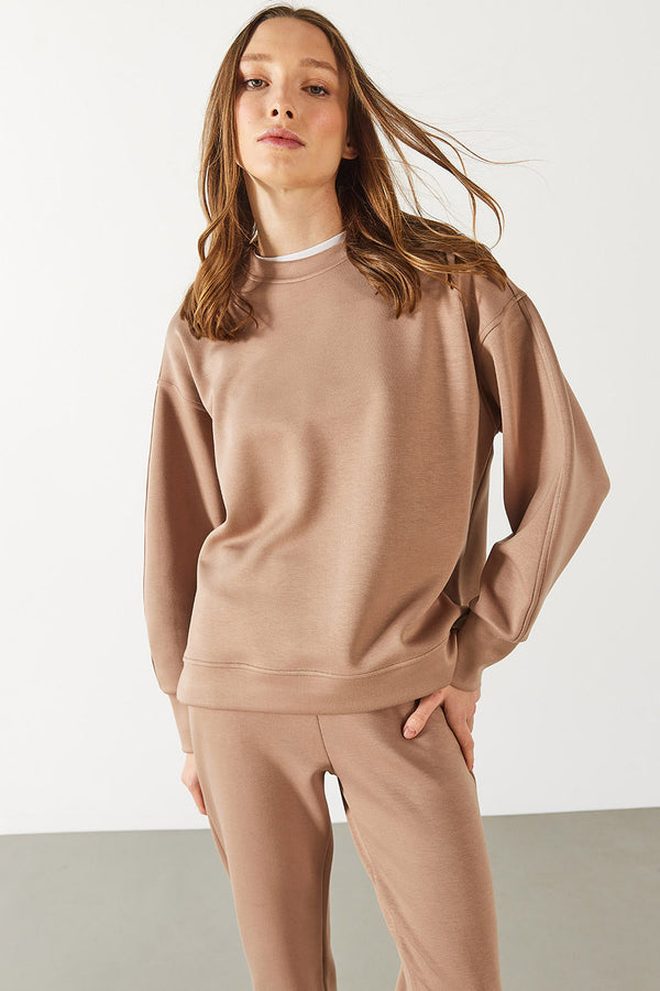 Kadın Bisiklet Yaka Yanı Yırtmaçlı Yumuşak Dokulu Sweatshirt (CUPRO) - VİZON