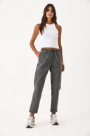 Kadın Alian Beli Lastikli Sülfür Çizgili Pantolon - Antrasit Çizgili