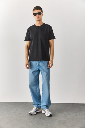 Erkek Bisiklet Yaka Cep Detaylı Oversize Tişört %100 Pamuk - Siyah