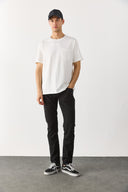 Erkek Bisiklet Yaka Cep Detaylı Oversize Tişört %100 Pamuk - Fildişi