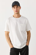 Erkek Bisiklet Yaka Cep Detaylı Oversize Tişört %100 Pamuk - Fildişi