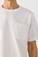 Erkek Bisiklet Yaka Cep Detaylı Oversize Tişört %100 Pamuk - Fildişi