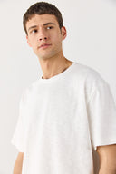 Erkek Bisiklet Yaka Flamlı Oversize Tişört %100 Pamuk - Fildişi