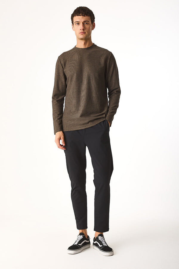 Bisiklet Yaka Regular Fit Dokulu Sweatshirt