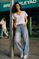 Boyfriend V Yaka Regular Fit Modal Tişört(TENCEL)(TM)-Beyaz