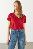 Kadın Boyfriend V Yaka Regular Fit Modal Tişört (TENCEL)™ - Bordo