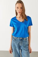 Kadın Boyfriend V Yaka Regular Fit Modal Tişört (TENCEL)™ - Safir