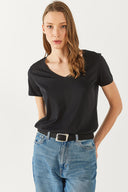 Kadın Boyfriend V Yaka Regular Fit Modal Tişört (TENCEL)™ - Siyah