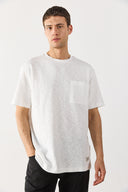 Erkek Cep Detaylı Bisiklet Yaka Flamlı Tişört %100 Pamuk - Fildişi