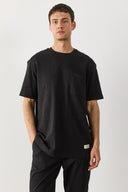 Erkek Cep Detaylı Bisiklet Yaka Flamlı Tişört %100 Pamuk - Siyah