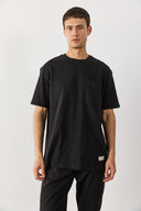 Erkek Cep Detaylı Bisiklet Yaka Flamlı Tişört %100 Pamuk - Siyah