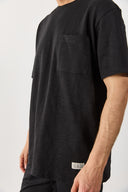 Erkek Cep Detaylı Bisiklet Yaka Flamlı Tişört %100 Pamuk - Siyah