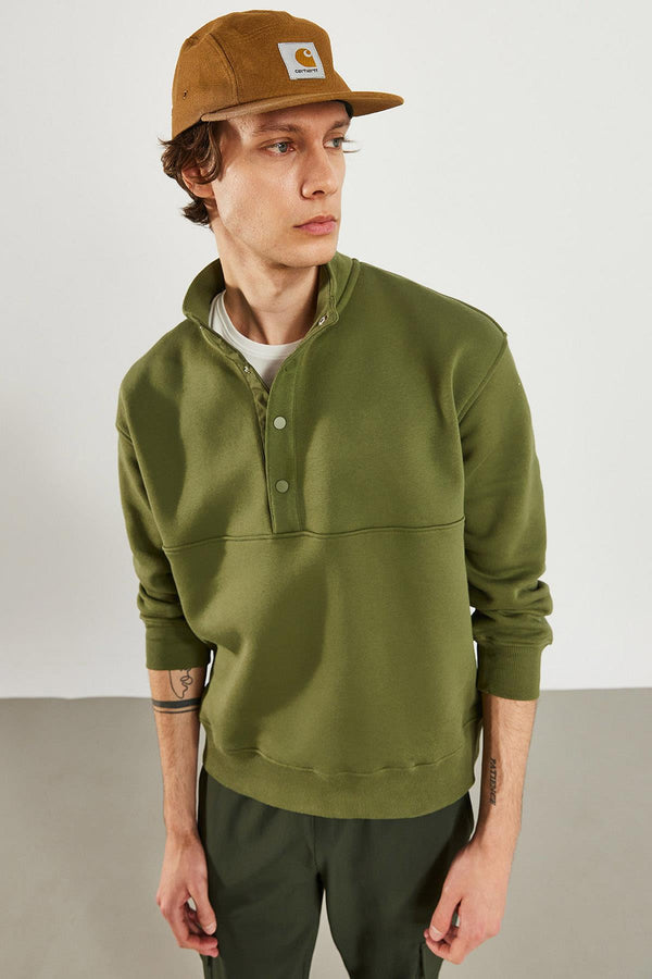 Erkek Dik Yaka Haki Çıt Çıtlı Sweatshirt