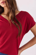 Kadın Almira V Yaka Sırtı Detaylı Modal Tişört Lyocell (Tencel™) - Bordo