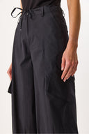 Kadın Baggy Fit Paraşüt Pantolon - Siyah