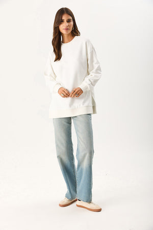 Kadın Bisiklet Yaka Yanı Yırtmaçlı Regular Fit 3 İplik Sweatshirt %100 Pamuk - Fildişi