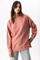 Kadın Bisiklet Yaka Yanı Yırtmaçlı Regular Fit 3 İplik Sweatshirt %100 Pamuk - Gülkurusu