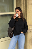 Kadın Bisiklet Yaka Yanı Yırtmaçlı Regular Fit 3 İplik Sweatshirt %100 Pamuk-Siyah