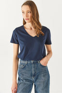 Kadın Boyfriend V Yaka Regular Fit Modal Tişört Lyocell (Tencel™) - Lacivert