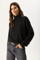 Kadın Dik Yaka Kalın Triko - Siyah