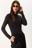 Kadın July Kayık Yaka Tişört %100 Pamuk - Siyah