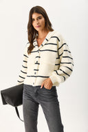 Kadın Kapüşonlu Önü Çıt Çıtlı Triko Ceket - Fildişi - Siyah Çizgili