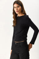 Kadın Kayık Yaka Uzun Kollu Tişört %100 Pamuk - Siyah