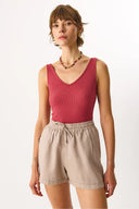 Kadın Kendall Önü Arkası V Yaka Atlet - Gülkurusu