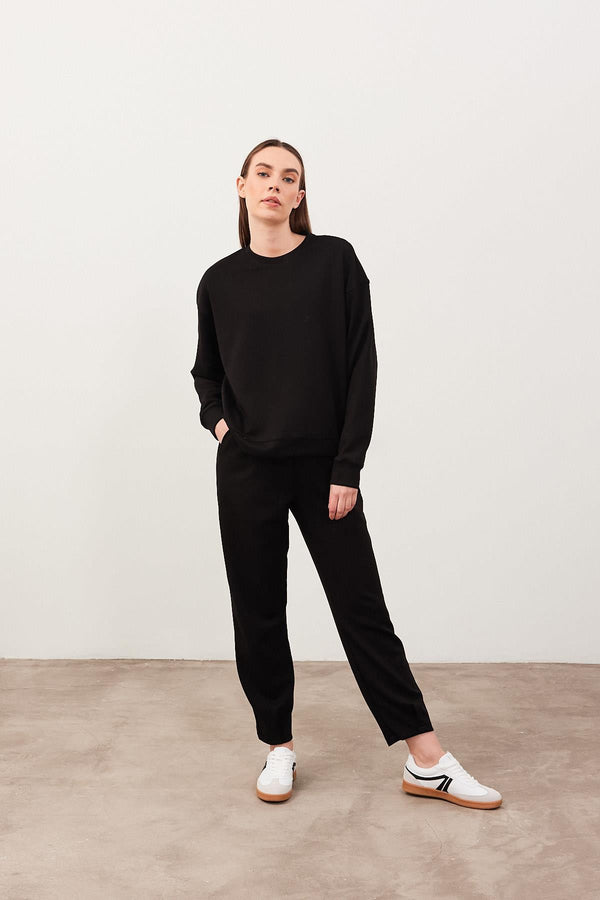 Mary Bisiklet Yaka Yumuşak Dokulu Basic Sweatshirt(CUPRO) - SİYAH