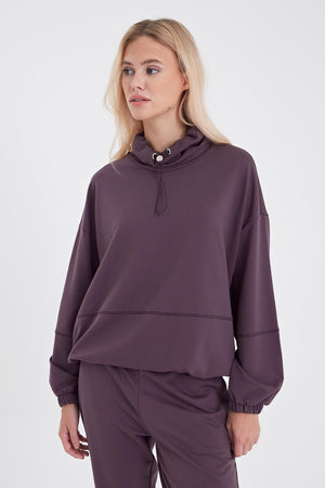 Kadın Norah Mor Yakası Detaylı Regular Fit Sweatshirt - 29554-017