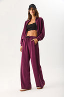 Kadın Regular Fit Yanı Yırtmaçlı Yumuşak Dokulu Jogging Pantolon (CUPRO) - Bordo