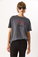 Kadın Sülfür Boyalı Baskılı Tişört %100 Pamuk - Antrasit