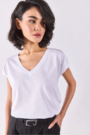 Khloe V Yaka Regular Fit Dantel Detaylı Modal Tişört(TENCEL)(TM)-Beyaz
