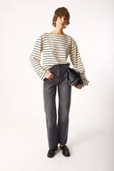 Kadın Lena Çizgili Kayık Yaka Tişört %100 Pamuk - Ekru - Lacivert Çizgili