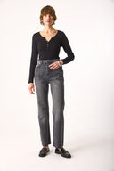 Kadın Matilda Düğme Detaylı Vücuda Oturan Uzun Kollu Tişört %100 Pamuk - Siyah